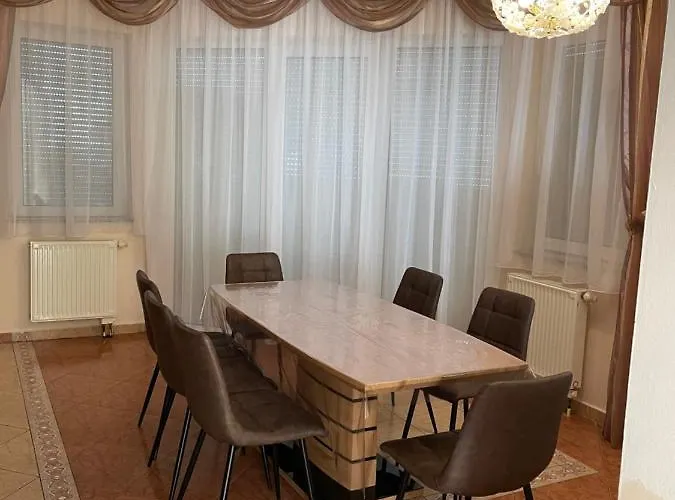 Alomhaz Lägenhet